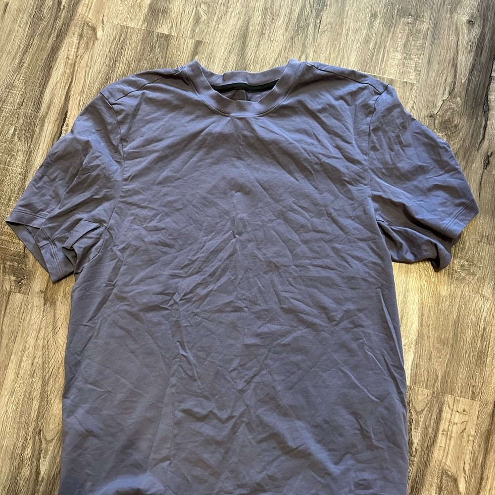 lululemon athletica Slate Gray Short Sleeve Tee